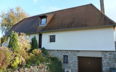 Isolation d'une facade en panneau de fibre de bois avec une finition enduit